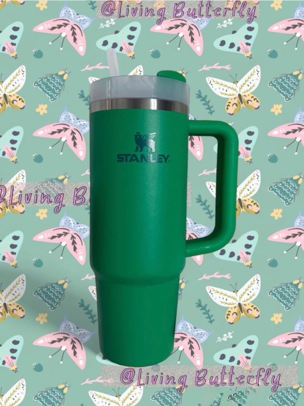 New In Box - Stanley Green Travel Tumbler with Handle and Clear Lid